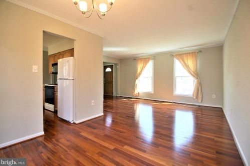 5779 Heming Ave, Springfield VA  22151-2714 exterior