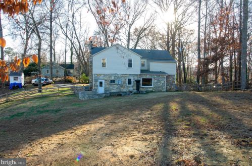 19201 Cardinal Heights Rd, Triangle VA  22172-2406 exterior