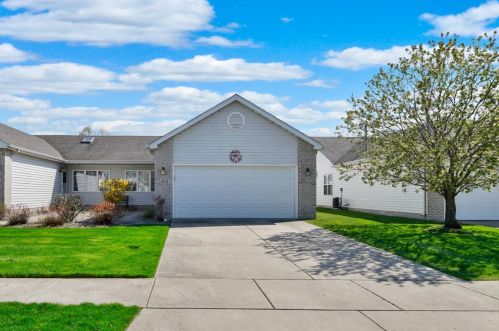 1631 Dogwood Dr, Crown Point, IN 46307-9149