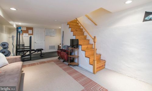 413 Belgrade St, Philadelphia PA 19125-2622 exterior