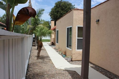 2580 Luciernaga St, Carlsbad, CA 92009-5819