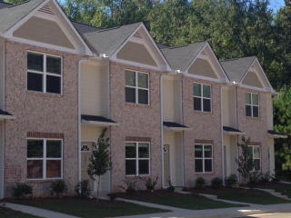 1040 Binghampton Cir, Bogart GA  30622-3341 exterior