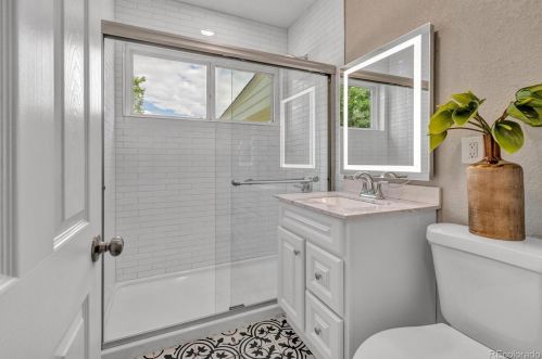 670 Olive St, Denver CO  80220-5521 exterior