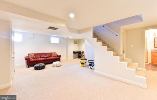 9305 Mintwood St, Silver Spring MD 20901-3523 exterior