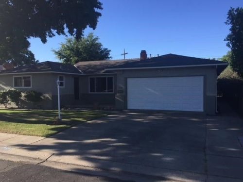 1410 Baywood Dr, Modesto, CA 95350-3903