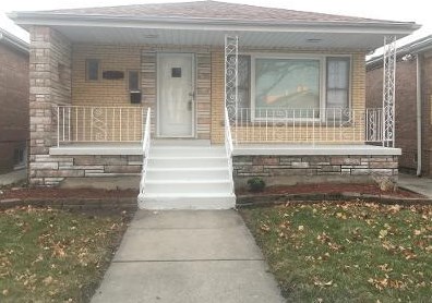 3439 84th St, Chicago, IL 60652-3235