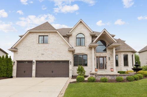 11542 Century Cir, Plainfield, IL 60585-7101