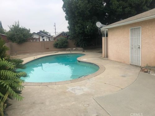 9507 Linden St, Bellflower, CA 90706-3529