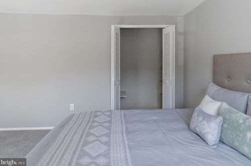5484 Green Dory Ln, Columbia MD  21044-1912 exterior