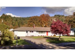 47899 Commercial St, Oakridge, OR 97463-9460