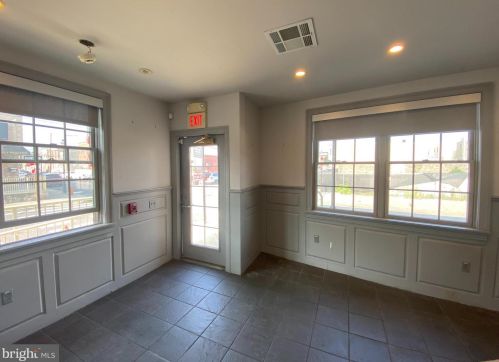 2149 3rd St, Philadelphia, PA 19122-1501