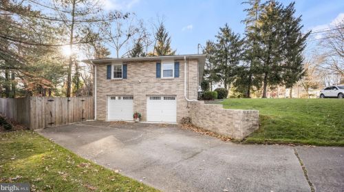 13 Rosalind Dr, Trenton NJ  08648-3245 exterior