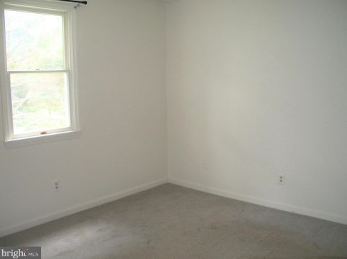 2502 Burgundy Dr, Fallston MD  21047-2112 exterior