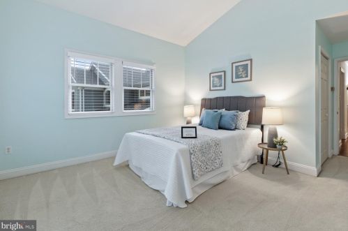 728 Oak Grv Cir, Severna Park MD 21146-4219 exterior