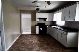1021 29th St, Cleveland, TN 37323-0428