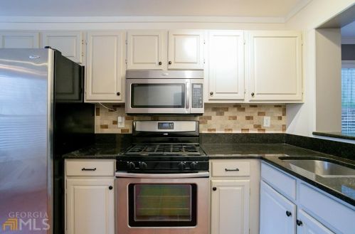 1901 Defoors Xing, Atlanta GA  30318-2337 exterior