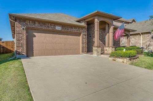 10225 Point Lobos Trl, Fort Worth TX  76177-6102 exterior