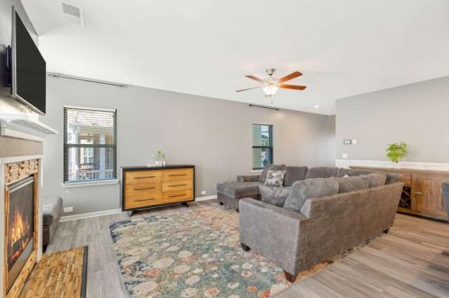 3861 Lake Sanctuary Way, Atlanta GA  30349-1984 exterior