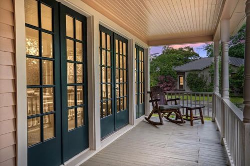 806 Main St, Bellvue TX  77418-1805 exterior