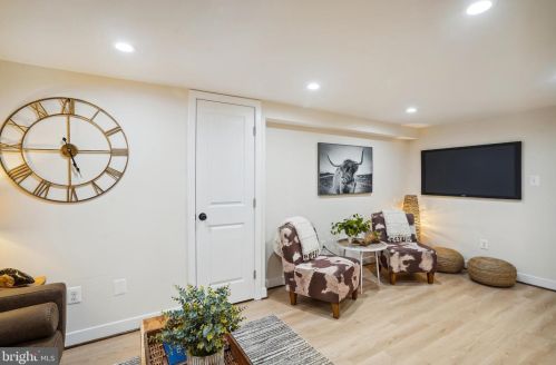 12215 Middle Rd, Silver Spring MD 20906-4639 exterior