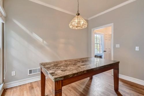 2134 Briarlake Trce, Atlanta GA  30345-3669 exterior