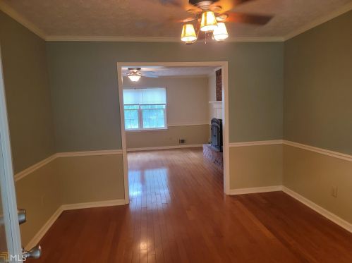 1729 Brandy Woods Trl, Conyers GA  30013-3038 exterior