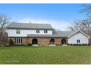 8618 Bull Run Trl, Bull Valley, IL 60098-7708
