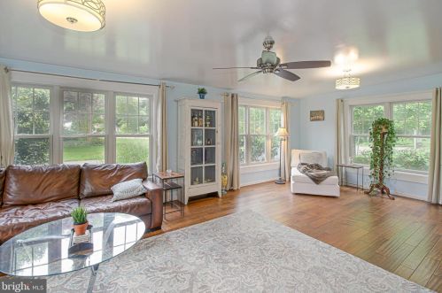 213 Avondale Cir, Severna Park MD  21146-4403 exterior