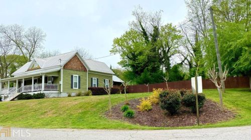 5803 Hemlock St, Lula, GA 30554-3040