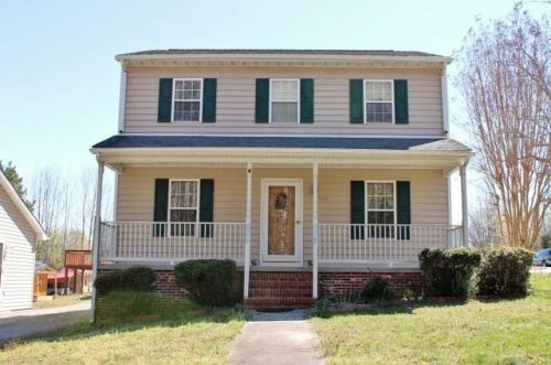 905 Ash Ave, Turbeville, VA 24592-2901