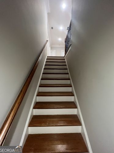 155 Fieldsborn Ct, Atlanta GA  30328-1039 exterior
