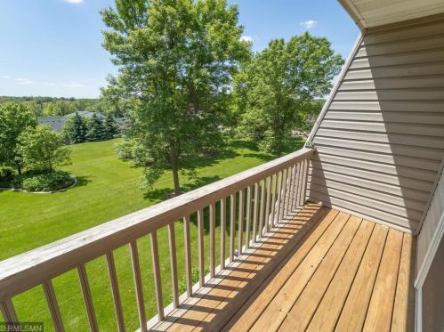 3274 Camelot Dr, Saint Paul MN  55125-2754 exterior