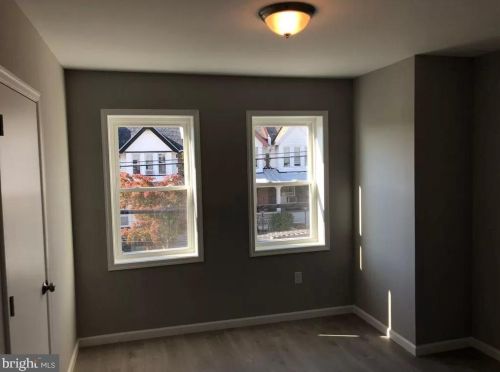 4803 10th St, Philadelphia PA  19141-3929 exterior