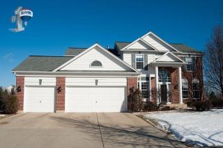 117 English Oak Ln, Streamwood, IL 60107-3395