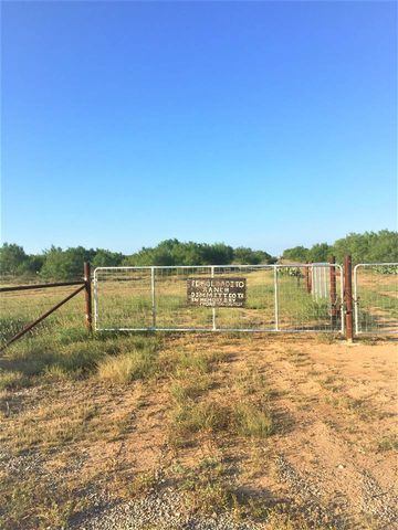 1557 7th St, Asherton, TX 78827