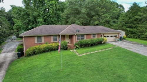670 Kirkus Dr, Conyers, GA 30094-6235