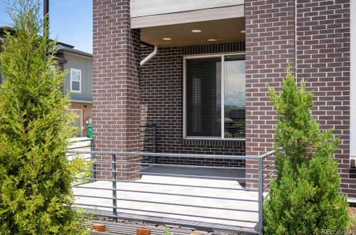 14665 Belleview Dr, Aurora CO 80015-4157 exterior