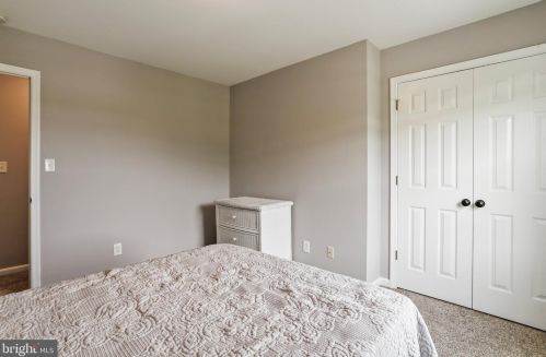 43 Morningstar Dr, Hedgesville WV  25427-5300 exterior