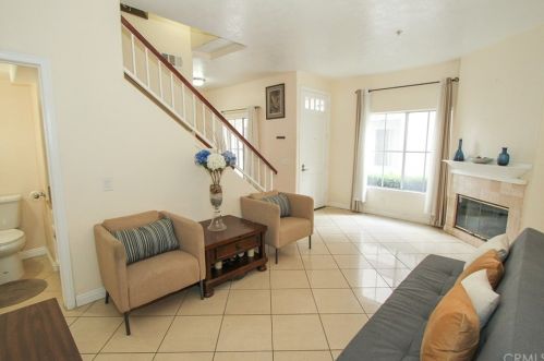 227 Coffman St, Anaheim CA  92805-7100 exterior