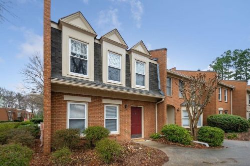 3524 Nutmeg Dr, Duluth, GA 30096-2684