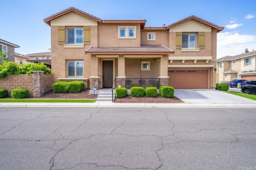 10961 Periwinkle Way, Riverside, CA 92503-5261