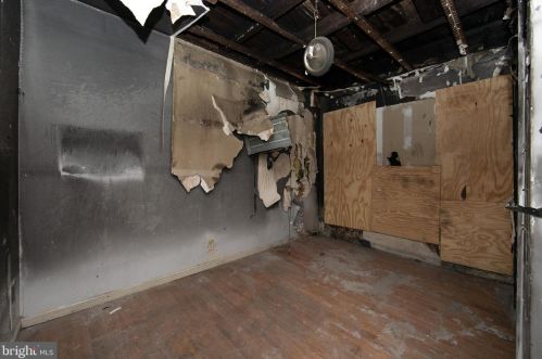 1302 Park Blvd, Camden NJ 08103-2756 exterior