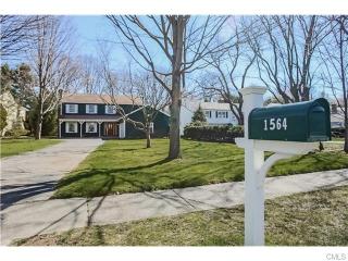 1570 Mill Plain Rd, Fairfield, CT 06824-2911