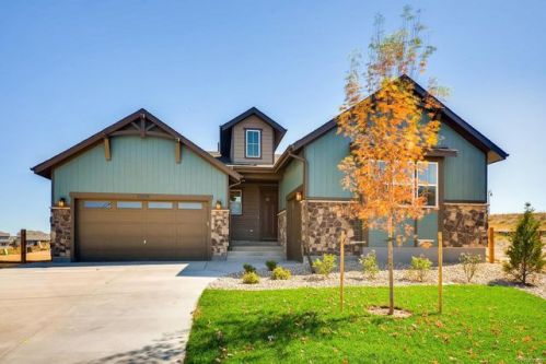 25270 Nova Pl, Denver, CO 80016