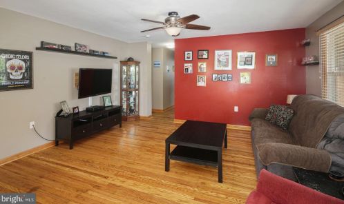 19 Cornell Ave, Gloucester, NJ 08030-1204