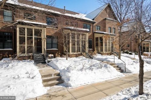 813 Thornton St, Minneapolis, MN 55414-3607