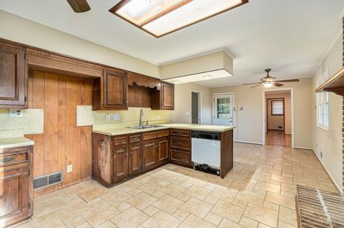 3975 Evans Rd, Atlanta GA  30340-4605 exterior