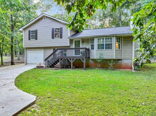 271 Laurel Ln, Carrollton, GA 30116-6499
