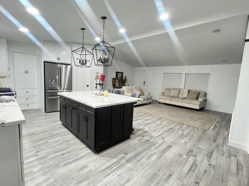 109 Prince Ln, Santa Ana, CA 92704-1677
