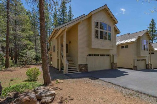 12727 Northwoods Blvd, Truckee, CA 96161-6334